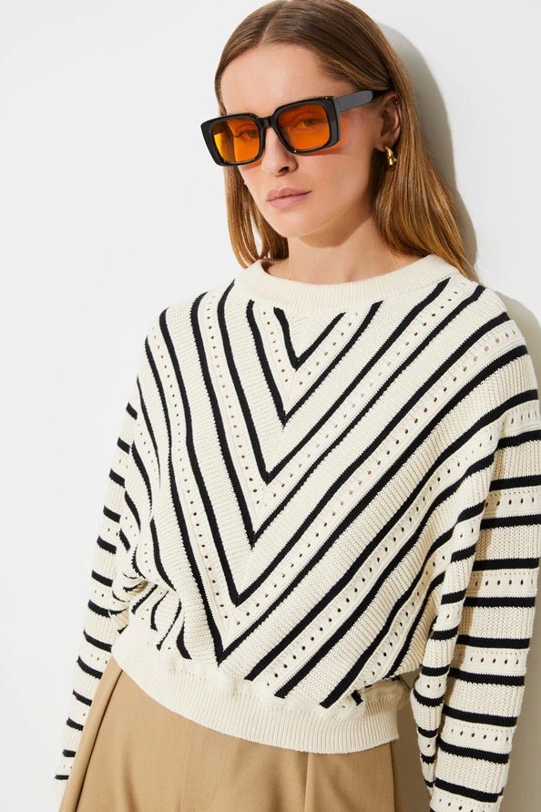 Suncoo - Pheana Chevron Sweater: Ivory/Blk - Shorely Chic Boutique
