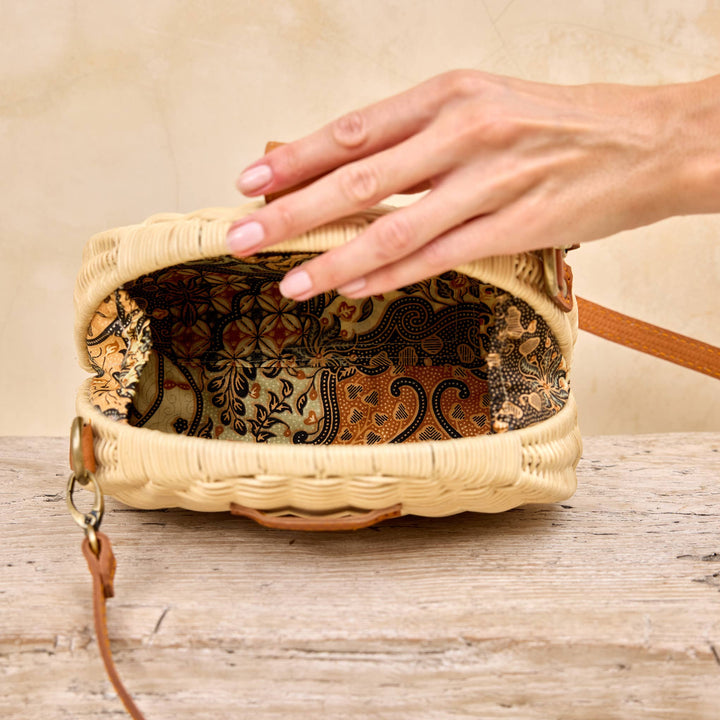 The Winding Road: Ivory Rattan Convertable Clutch & Crossbody Bag - Shorely Chic Boutique
