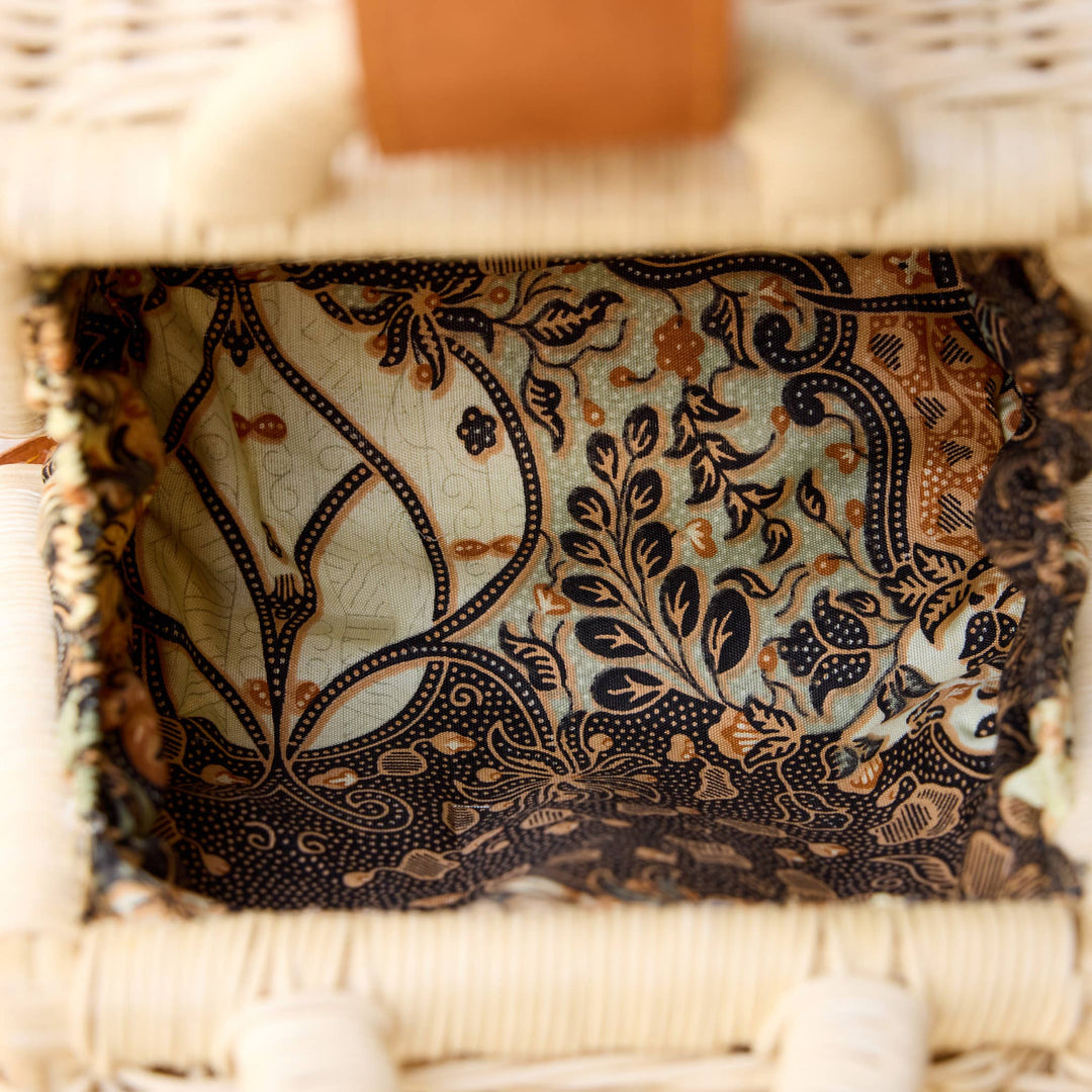 The Winding Road: Ivory Rattan Petite Handbag - Shorely Chic Boutique