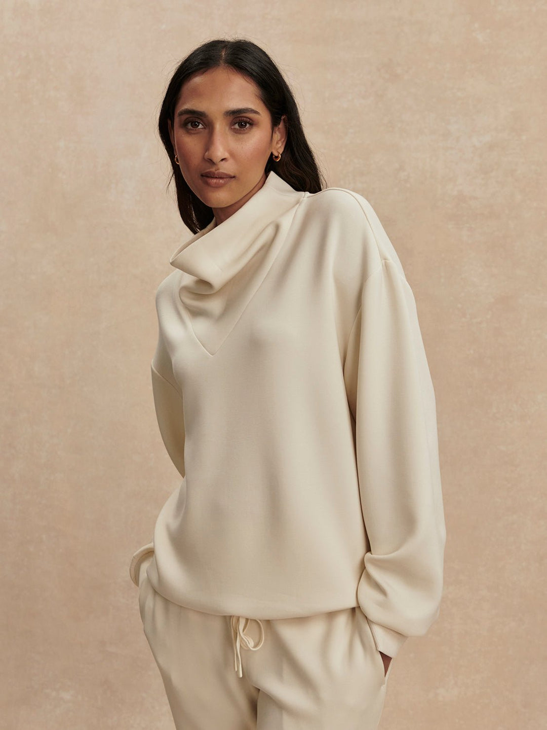 Varley - Betsy Sweat Top: Pristine - Shorely Chic Boutique