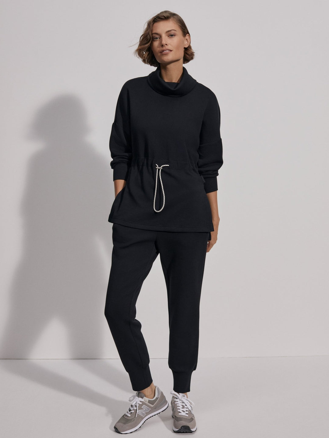 Varley - Freya Sweat Top: Black - Shorely Chic Boutique